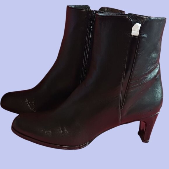 Stuart Weitzman  Leather Mid-Calf Heeled Boots Leather Size 7 - Picture 6 of 15